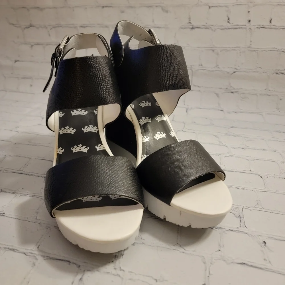 Juicy Couture Black and White Wedge Heeled Sandles Size 10